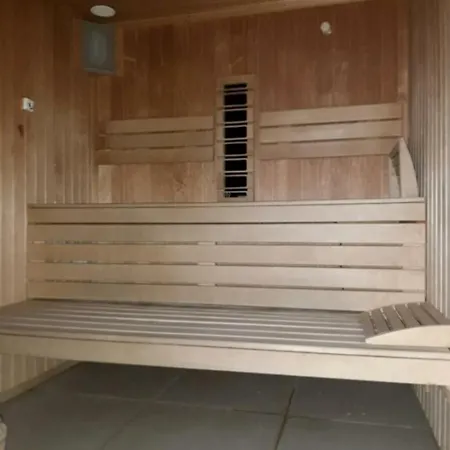 Black Sea Breeze Cu Piscina,sauna,gym Langa Plaja Appartamento Năvodari