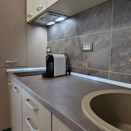 Appartamento Black Sea Breeze Cu Piscina,sauna,gym Langa Plaja