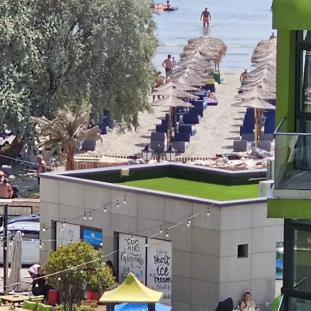 Appartamento Black Sea Breeze Cu Piscina,sauna,gym Langa Plaja
