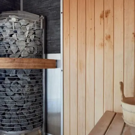 Black Sea Breeze Cu Piscina,sauna,gym Langa Plaja