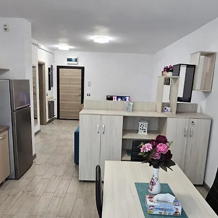 Black Sea Breeze Cu Piscina,sauna,gym Langa Plaja * Năvodari