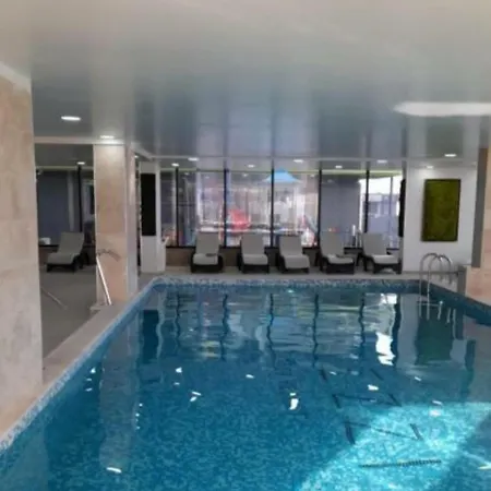 Black Sea Breeze Cu Piscina,sauna,gym Langa Plaja Apartament