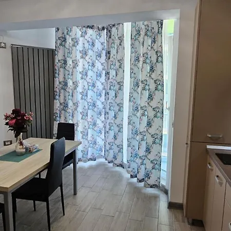 Apartament Black Sea Breeze Cu Piscina,sauna,gym Langa Plaja
